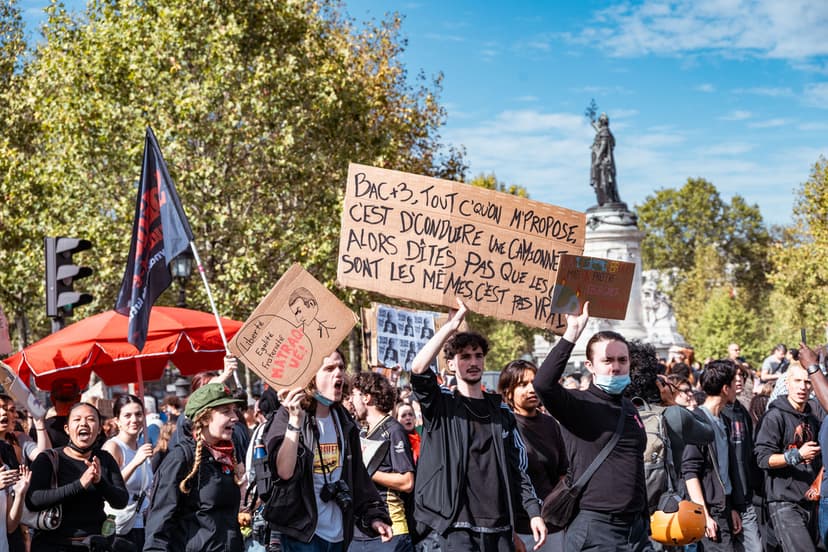 Över en kvarts miljon i franska elevprotester