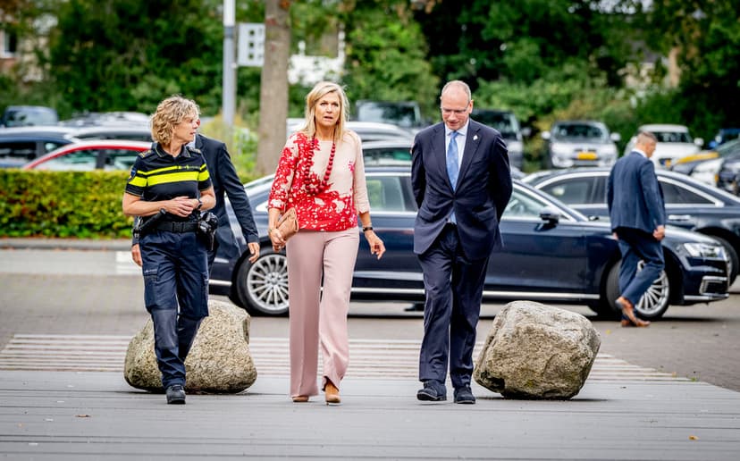 Drottning Maxima besöker polisskola