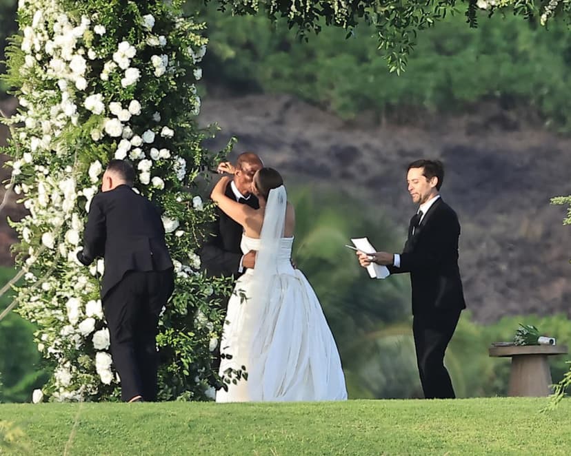 Jennifer Meyers bröllop med ex-maken Tobey Maguire som vigselförättare