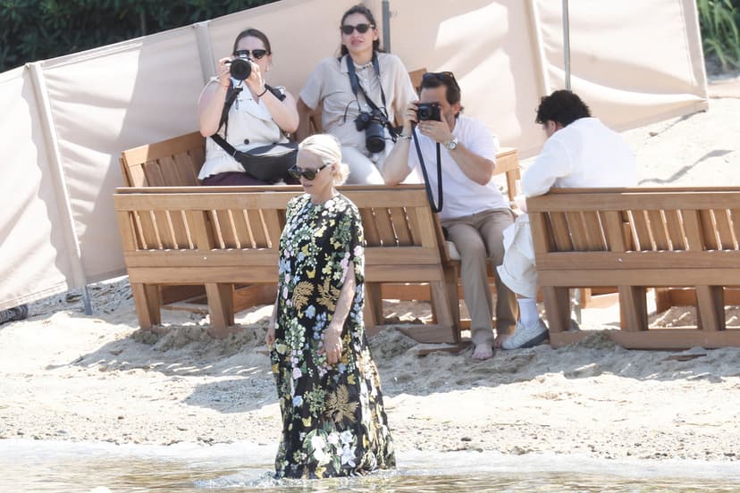Pamela Anderson på sonens bröllopsfirande i Saint-Tropez