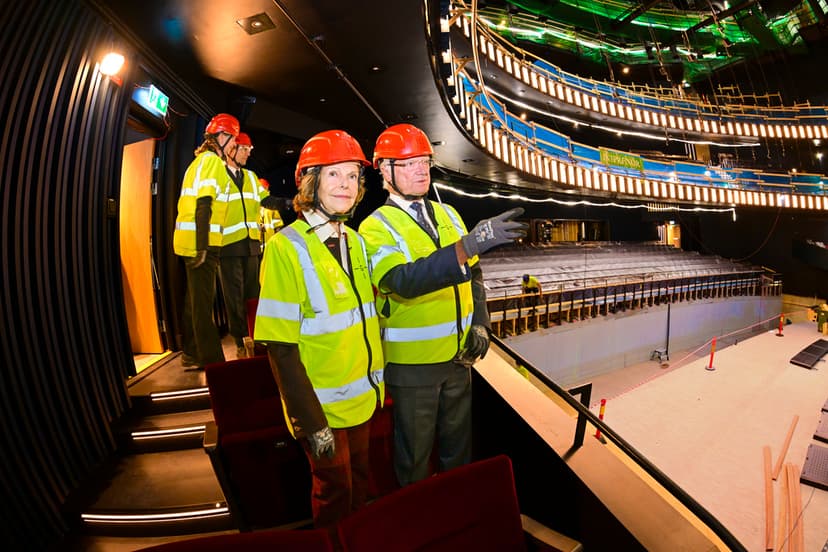 King Carl Gustaf and Queen Silvia visit the new opera venue Gasometer