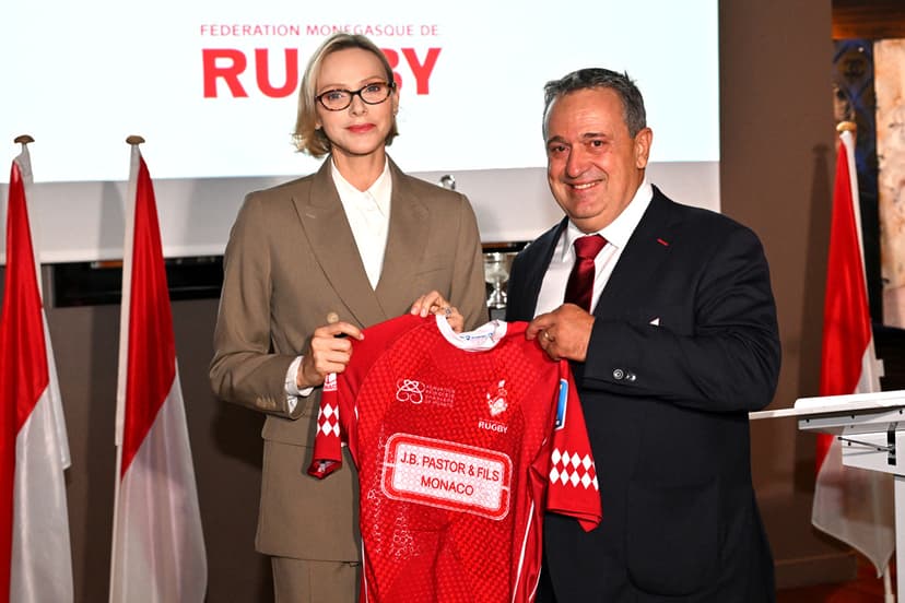 Prinsessan Charlene närvarar vid rugby-event