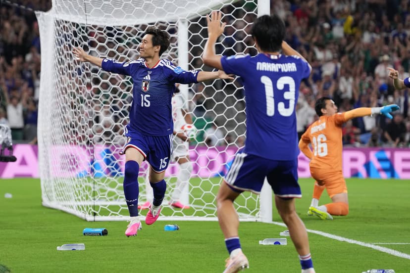 Japan krossade Tunisien med 4-0