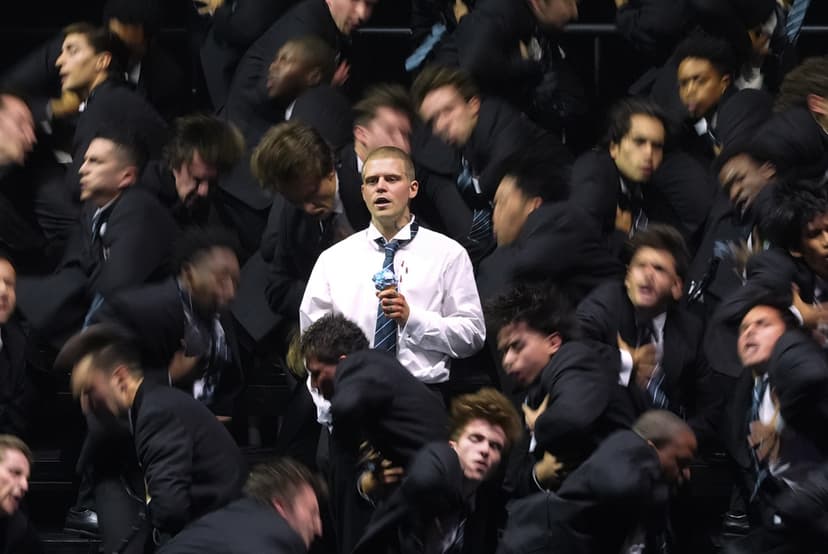 Yung Lean uppträder på MTV Video Music Awards