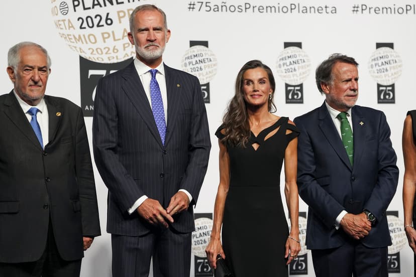 Spaniens kungapar vid utdelningen av Planeta Awards