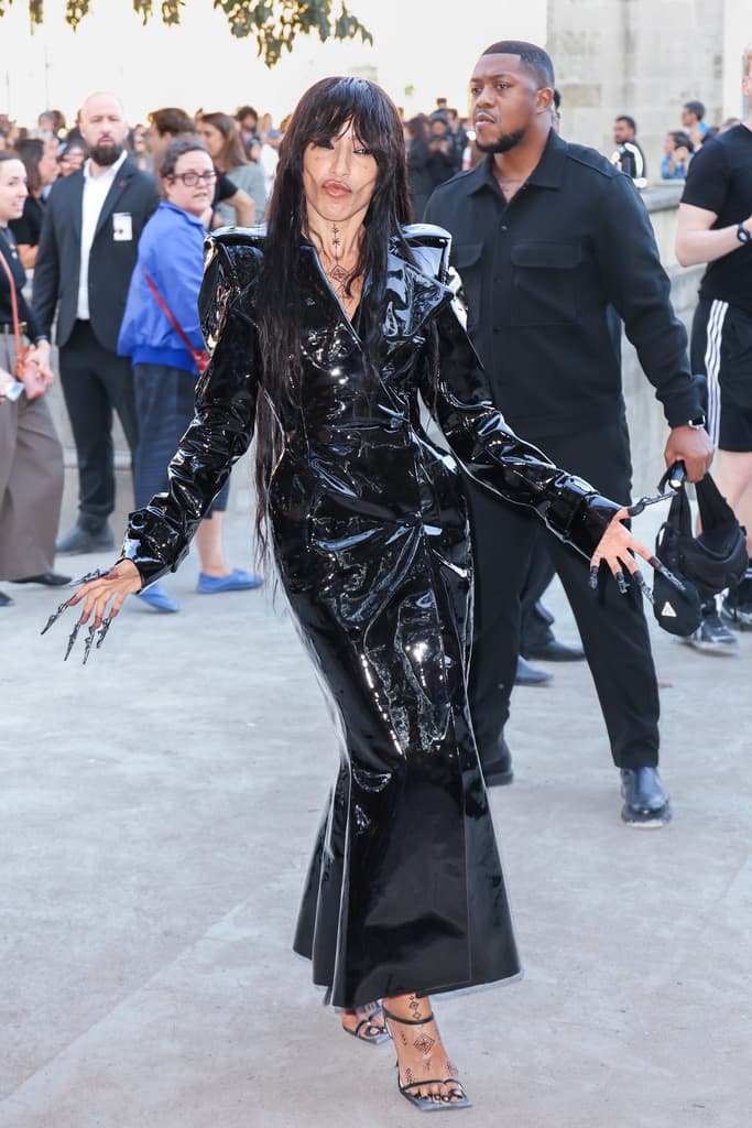 Loreen på Muglers modevisning i Paris