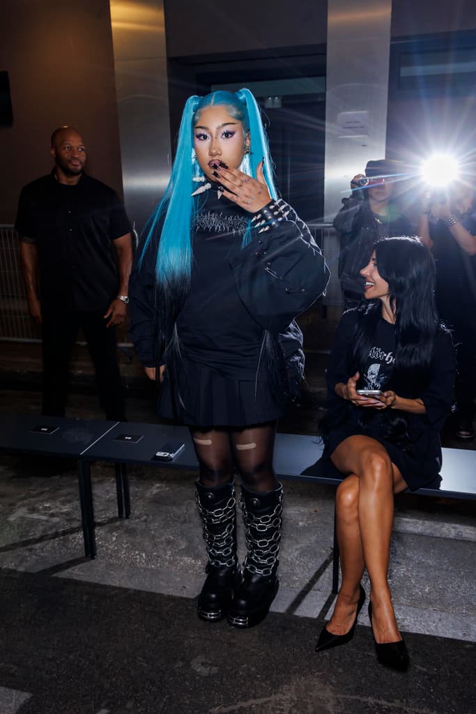 North West på modeveckan i Paris