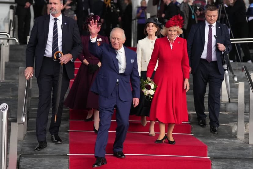 Kung Charles och Camilla i Cardiff