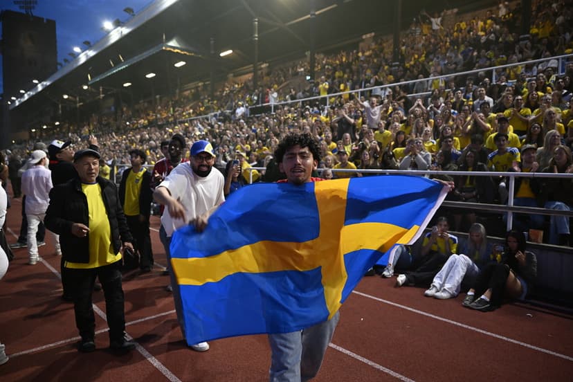 Svenska fans följer matchen i Stockholm och Göteborg