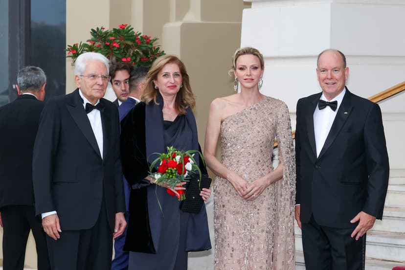 Albert av Monaco med familj tar emot Italiens presidentpar