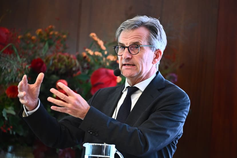 Riksbankschen om ekonomiska läget och aktuell penningpolitik