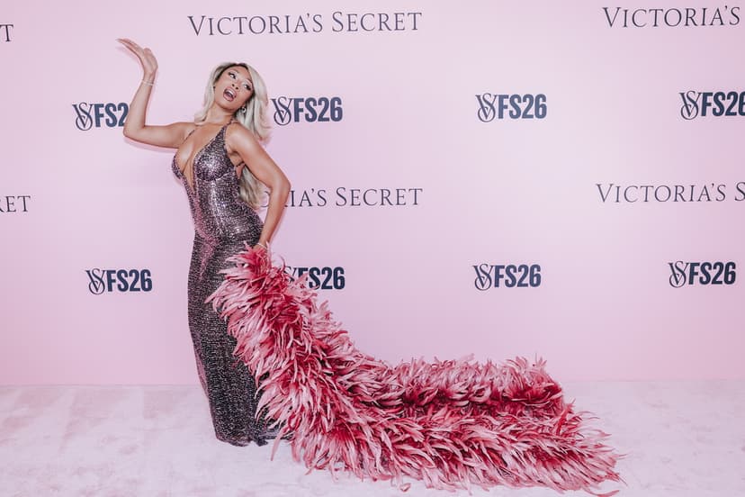 Victoria's Secret Fashion Show, rosa mattan