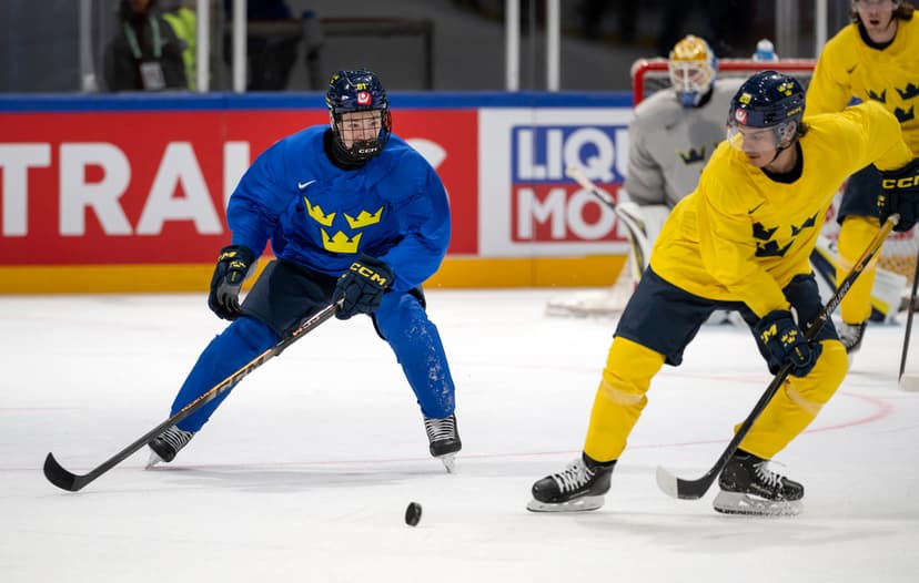 Tre Kronor och Kanada tränar inför VM-premiären