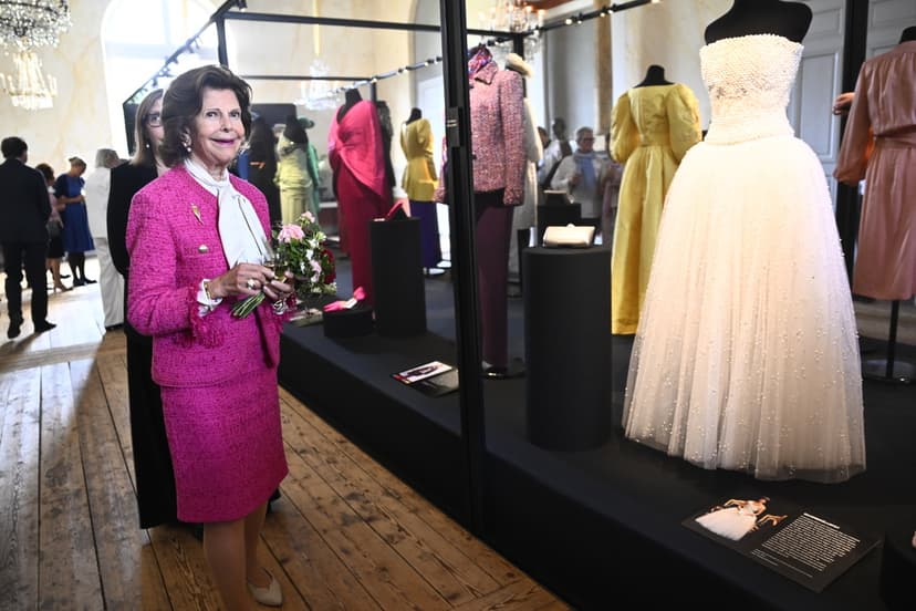 Invigning av drottning Silvias klänningar