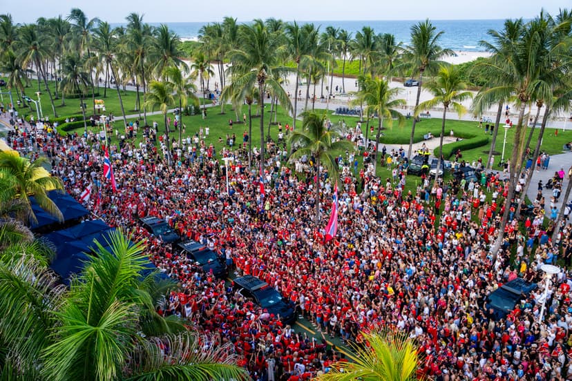Norska och Engelska fans värmer upp inför kvartsfinalen i Miami