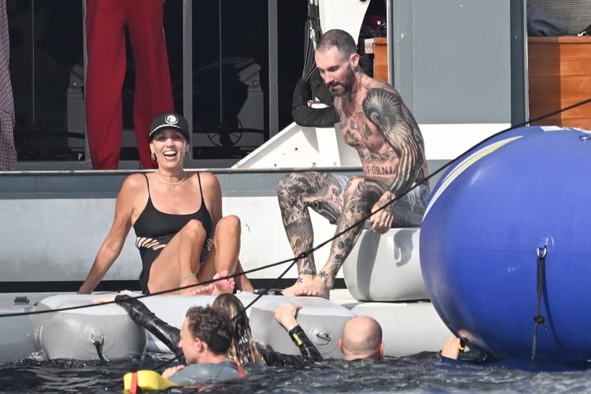 Adam Levine på familjesemester