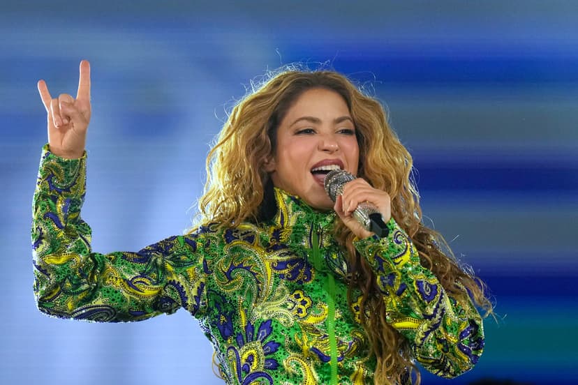 Shakira på scen inför miljonpublik i Rio