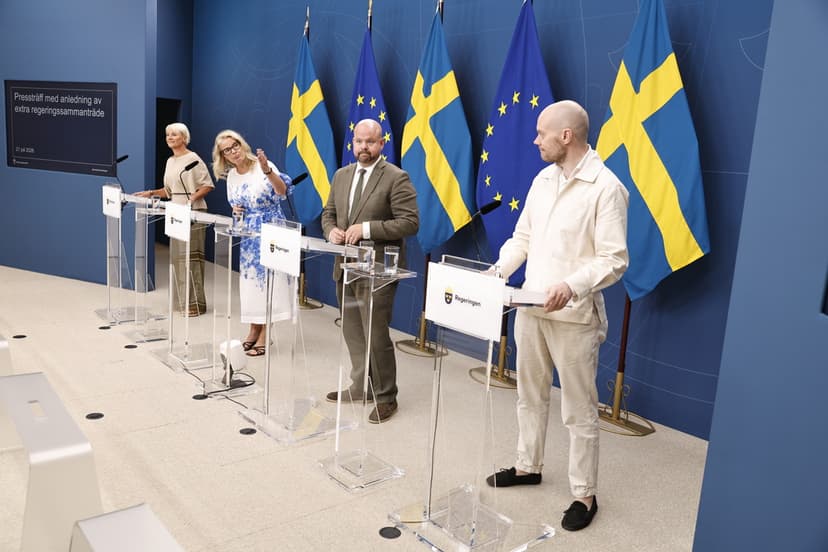 Regeringen och Sverigedemokraterna håller en pressträff