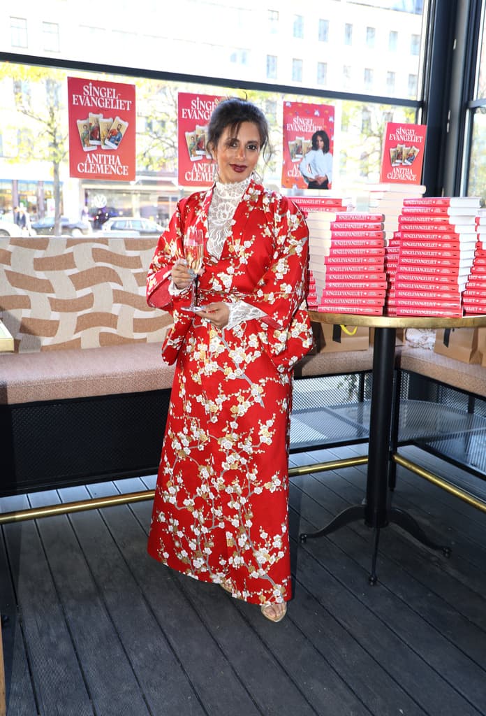 Release för boken "Singelevangeliet" av Anitha Clemence