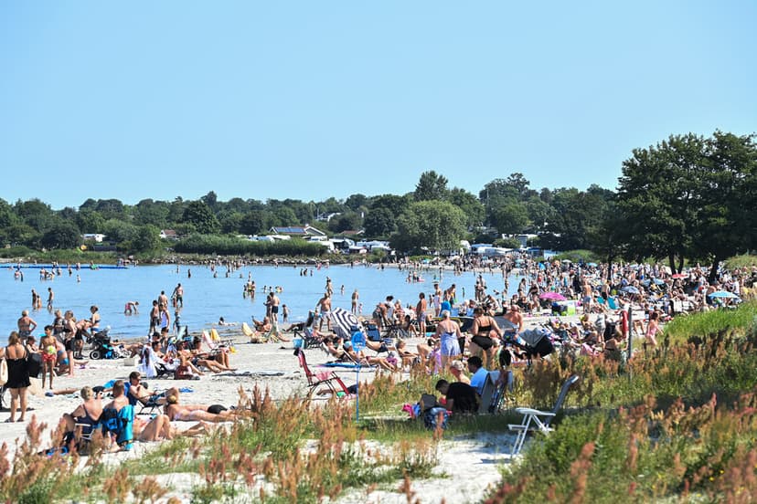Värmebölja drar in i stora delar av landet