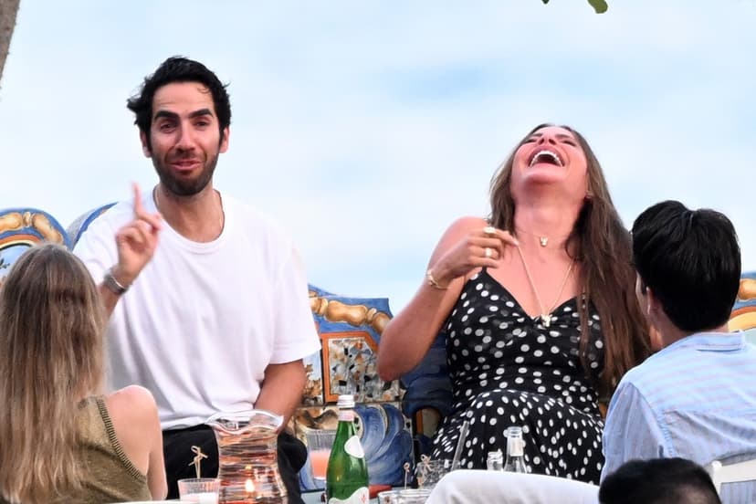 Sofia Vergara på semester med pojkvännen Douglas Chabbott