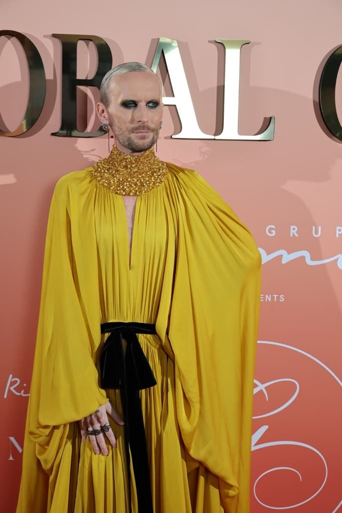 Fredrik Robertsson bland gästerna på Global Gift Gala i Cannes
