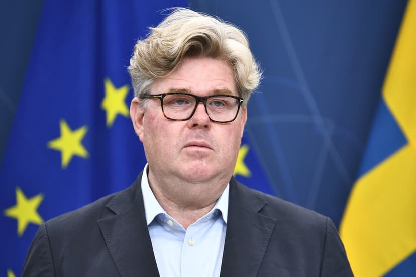 Pressträff med Tidöpartierna om nya verktyg till polisen