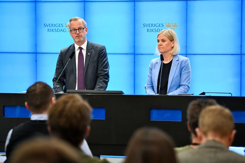 S vill se samarbeten över blockgränsen