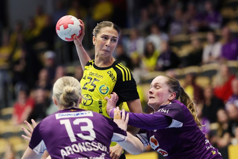 Första finalen mellan Sävehof och Skara