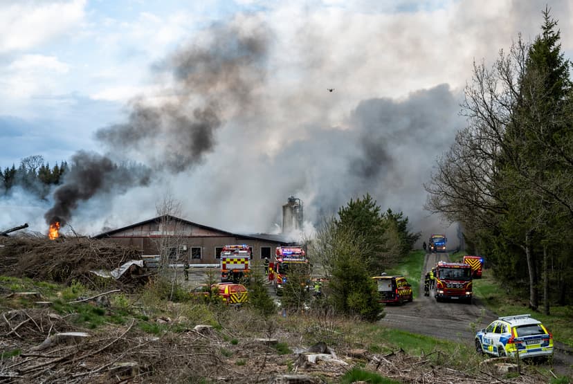 Brand i hönseri norr om Perstorp - 48000 höns drabbade