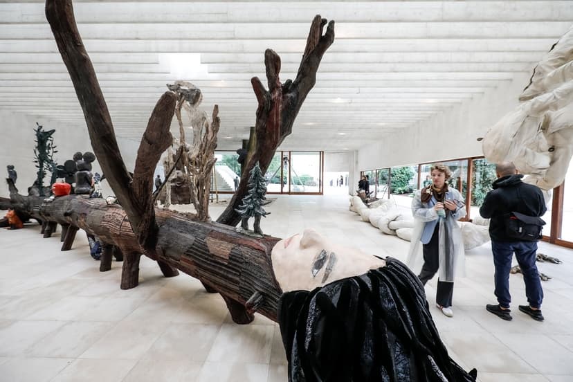 Klara Kristalovas verk i Nordiska paviljongen under Venedigbiennalen