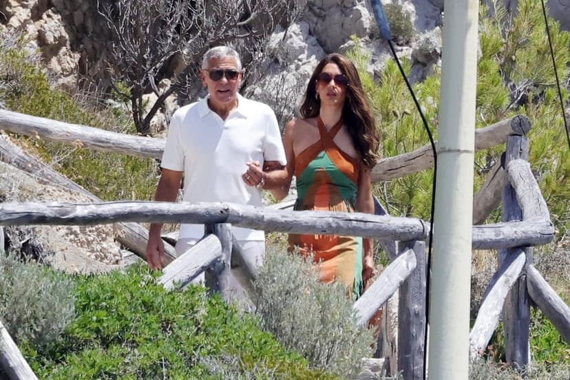 George Clooney och Amal njuter på Capri