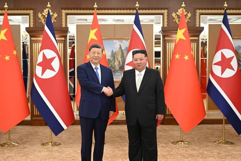 Påkostat välkomnande för Xi i Nordkorea