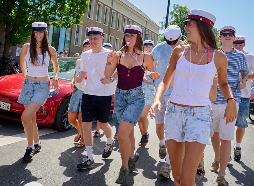 Prinsessan Isabella tar studenten