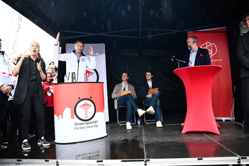 Örebropartiets partiledare Markus Allard (ÖP) debatterar i Örebro