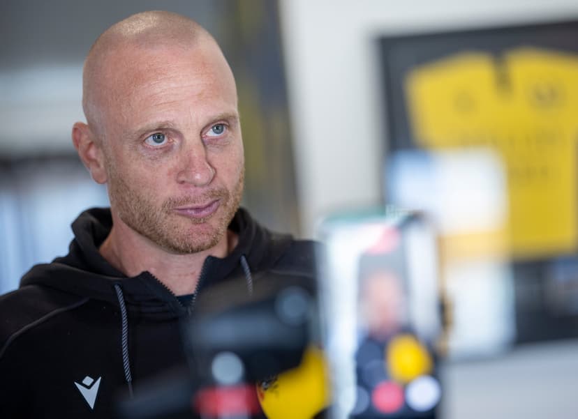 Pressträff med Mjällby om tränarbyte